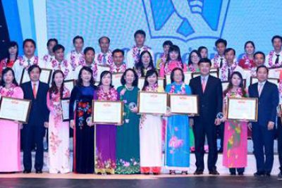 Vinh danh 42 giáo viên tiêu biểu công tác tại vùng biển đảo khó khăn